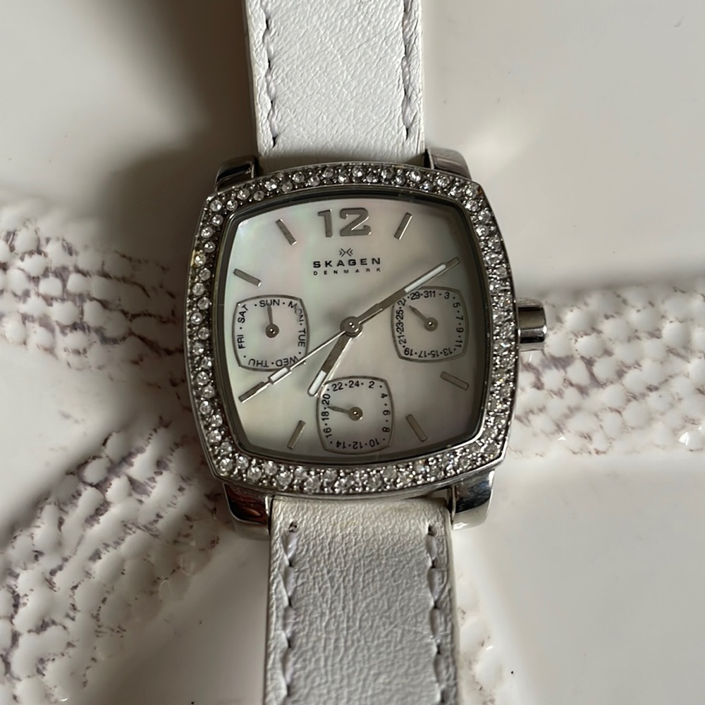 Skagen white leather mother of pearl rhinestone studded watch